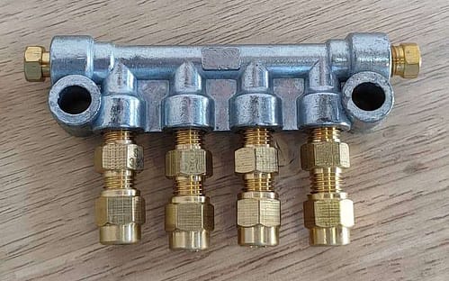 مقسم 4 راهی سوپاپ دار